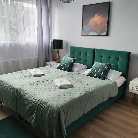 Проживание в семье Mira Шклярска-Поремба