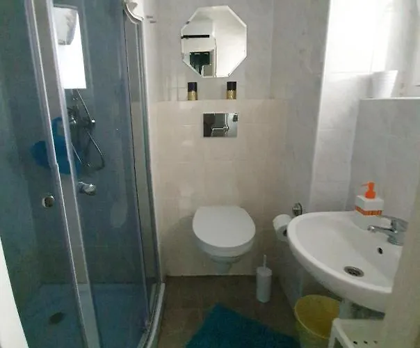 Privatunterkunft Mira *